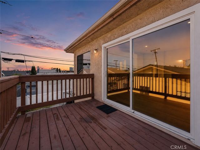 7751 Newman 4, Huntington Beach, CA 92647