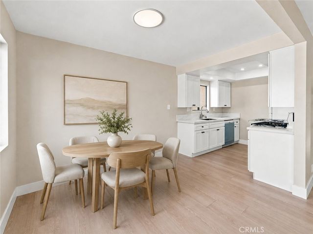 7751 Newman 4, Huntington Beach, CA 92647