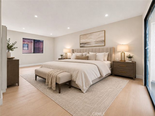 7751 Newman 4, Huntington Beach, CA 92647
