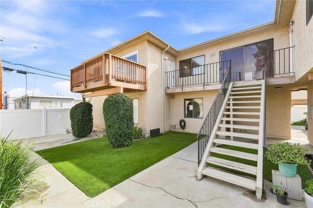 7751 Newman 4, Huntington Beach, CA 92647