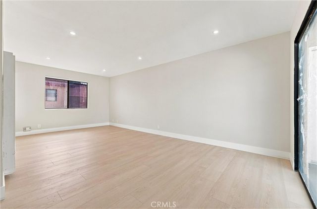 7751 Newman 4, Huntington Beach, CA 92647