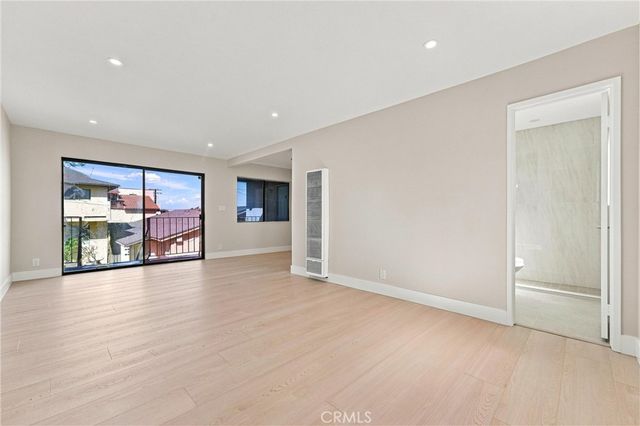 7751 Newman 4, Huntington Beach, CA 92647