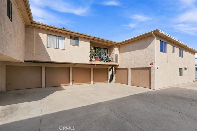 7751 Newman 4, Huntington Beach, CA 92647