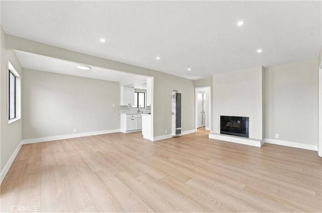 7751 Newman 4, Huntington Beach, CA 92647