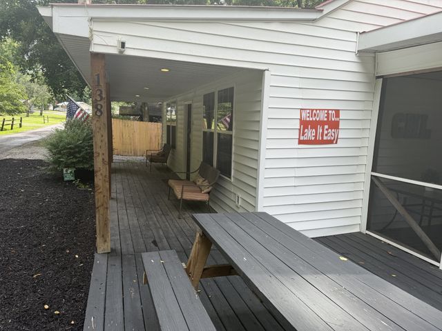 138 Cooper Ln, Smithville, TN 37166