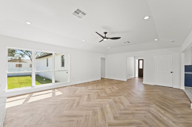 10722 Lynbrook Drive, Houston, TX 77042