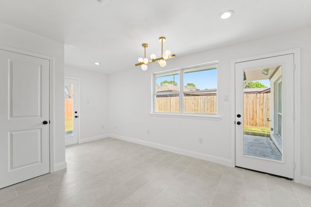 10722 Lynbrook Drive, Houston, TX 77042