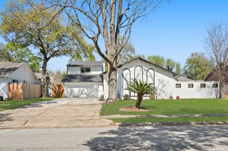 10722 Lynbrook Drive, Houston, TX 77042