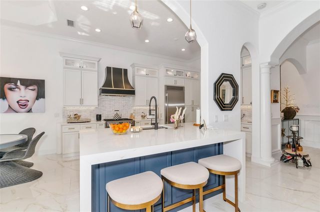 1690 ASSISI DRIVE 12, Sarasota, FL 34231
