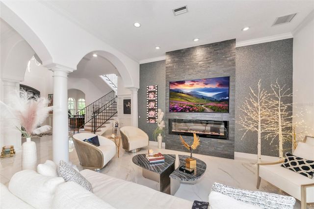 1690 ASSISI DRIVE 12, Sarasota, FL 34231