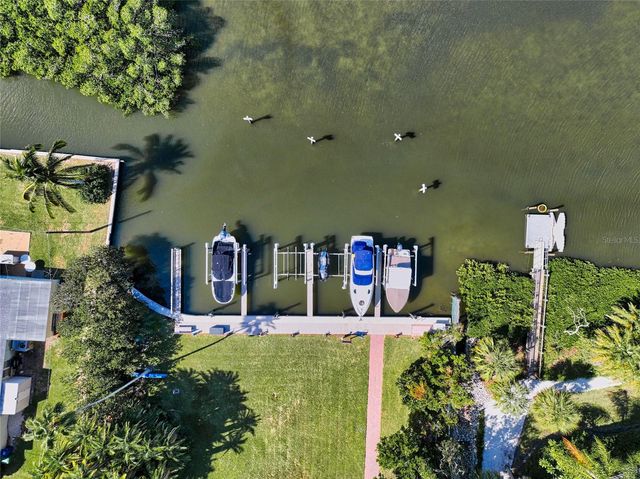 1690 ASSISI DRIVE 12, Sarasota, FL 34231