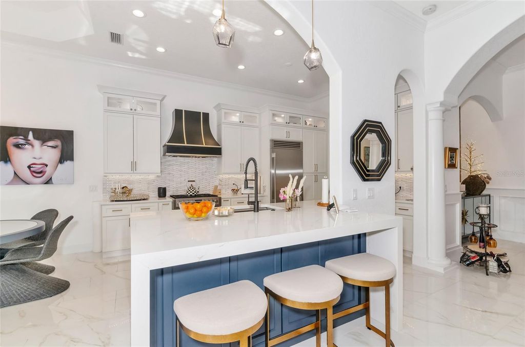 Image 11 of property listing at 1690 ASSISI DRIVE 12, Sarasota, FL 34231