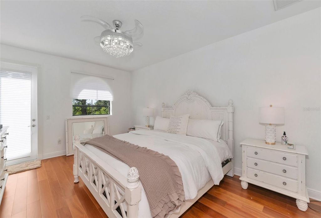 Image 40 of property listing at 1690 ASSISI DRIVE 12, Sarasota, FL 34231