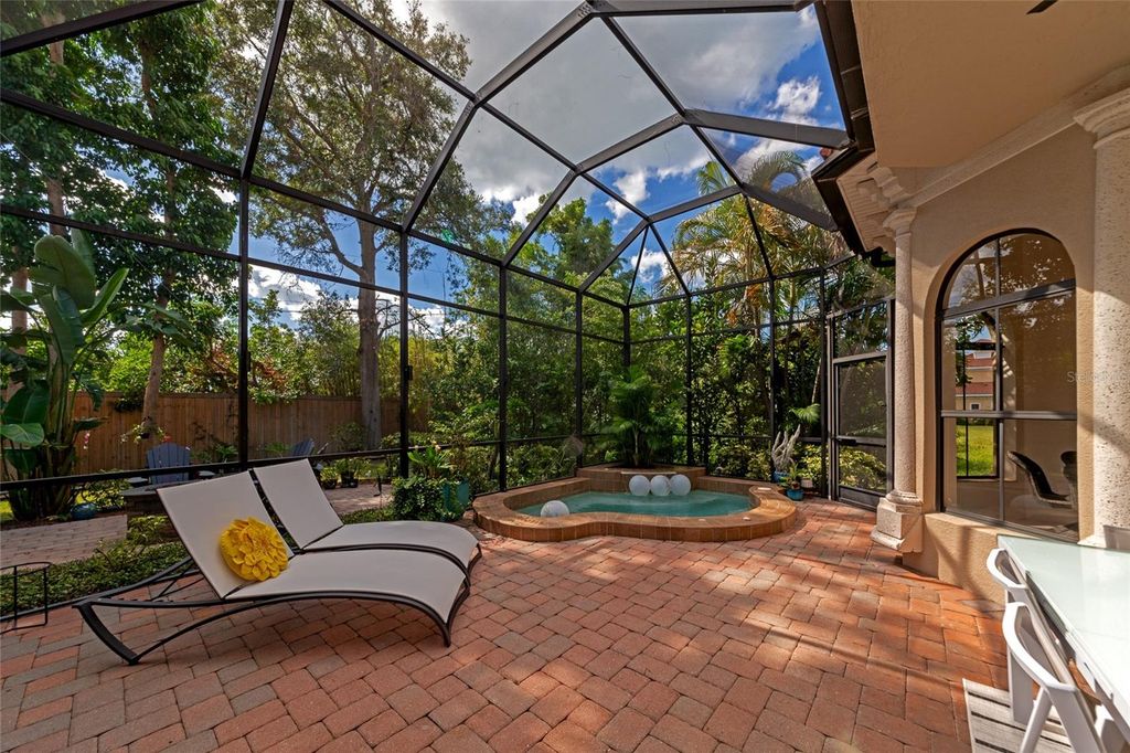 Image 60 of property listing at 1690 ASSISI DRIVE 12, Sarasota, FL 34231