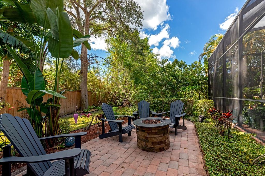 Image 61 of property listing at 1690 ASSISI DRIVE 12, Sarasota, FL 34231