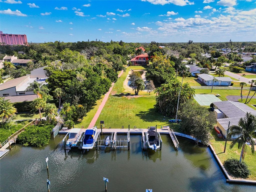 Image 68 of property listing at 1690 ASSISI DRIVE 12, Sarasota, FL 34231