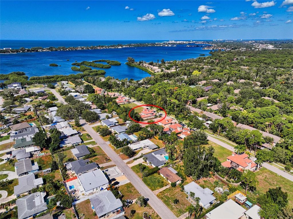 Image 80 of property listing at 1690 ASSISI DRIVE 12, Sarasota, FL 34231