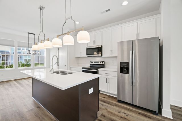 114 Stella Dr, Nashville, TN 37209
