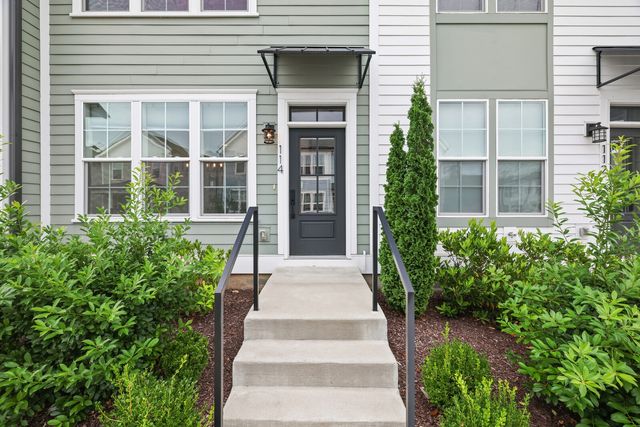114 Stella Dr, Nashville, TN 37209