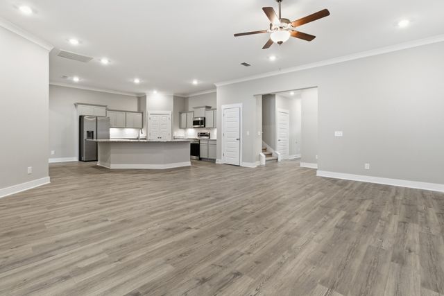 1422 Suzanne Drive, Murfreesboro, TN 37128