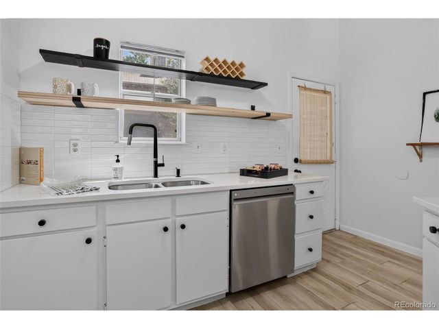 16966 E Tufts Pl, Aurora, CO 80015