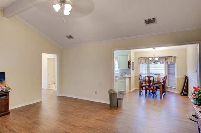 260 Duval Street, Benton, LA 71006