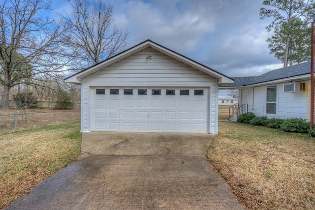 260 Duval Street, Benton, LA 71006