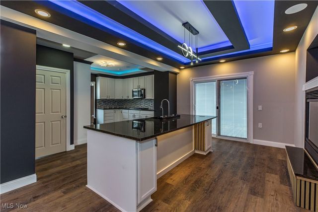 817 Raymond Street, Akron, OH 44307