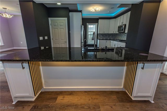 817 Raymond Street, Akron, OH 44307