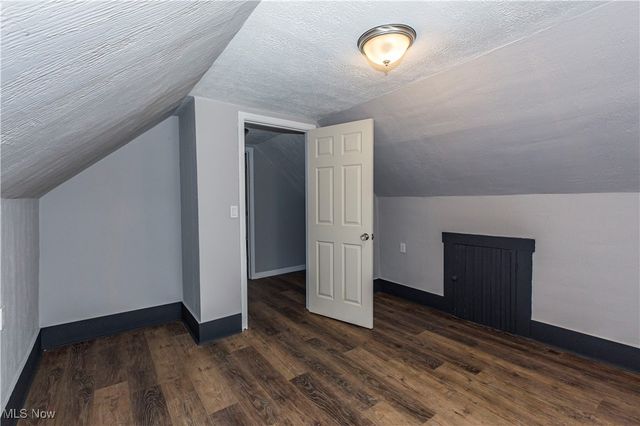 817 Raymond Street, Akron, OH 44307