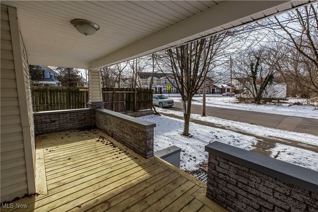 817 Raymond Street, Akron, OH 44307