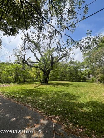 4515 Cedar Street, Pascagoula, MS 39567