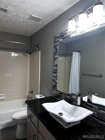 4001 WARE HILL Drive, Montgomery, AL 36109