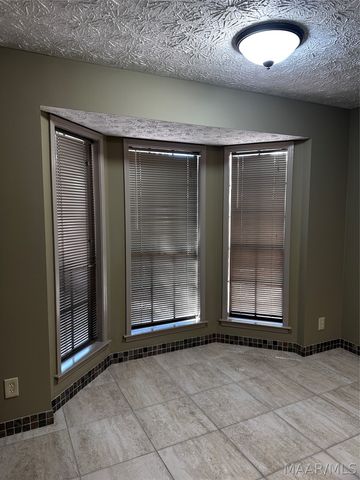 4001 WARE HILL Drive, Montgomery, AL 36109