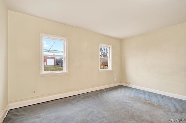 8465 Transit Road, Clarence, NY 14051