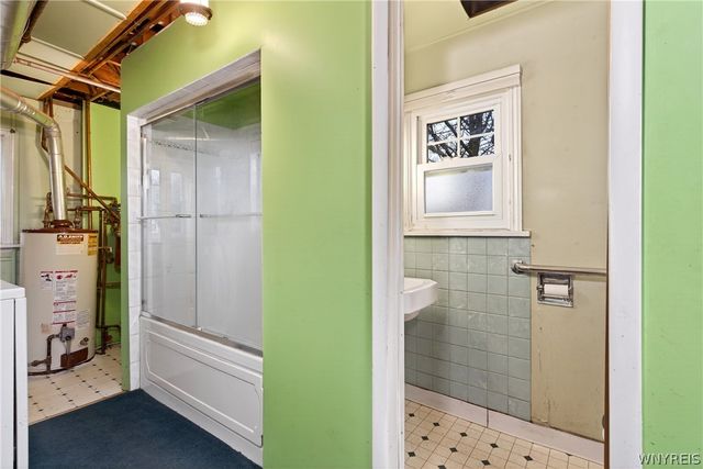 8465 Transit Road, Clarence, NY 14051