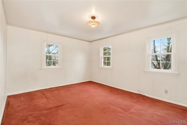 8465 Transit Road, Clarence, NY 14051