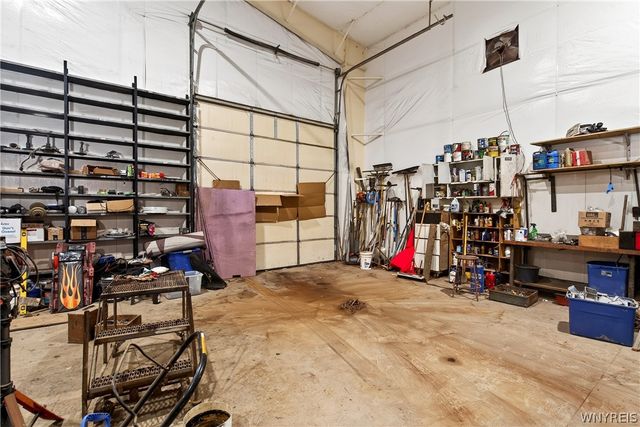 8465 Transit Road, Clarence, NY 14051