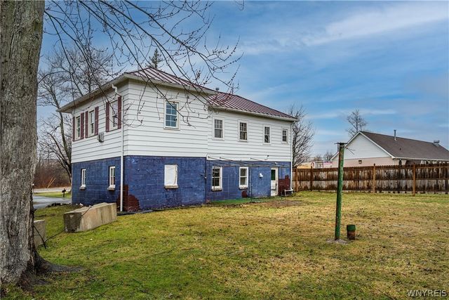 8465 Transit Road, Clarence, NY 14051