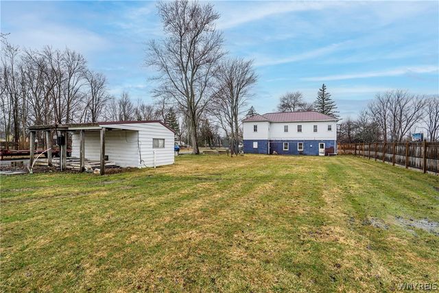 8465 Transit Road, Clarence, NY 14051