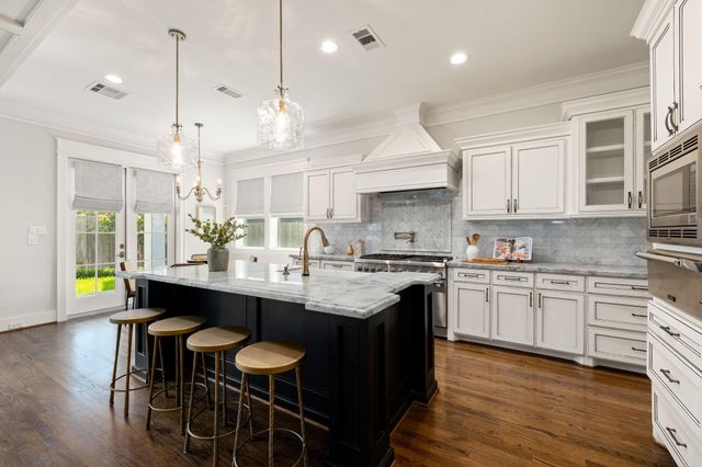 6430 Rolla Street, Houston, TX 77055