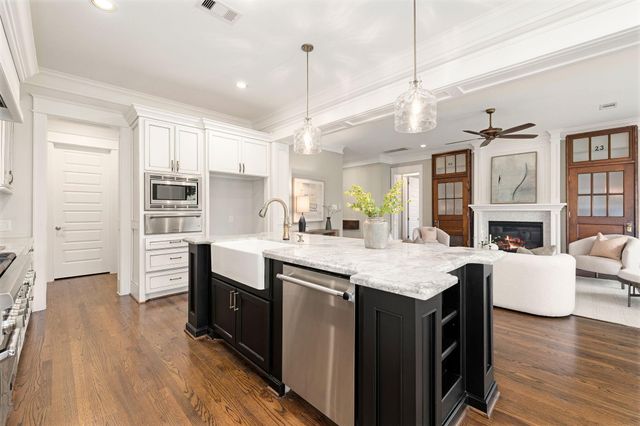 6430 Rolla Street, Houston, TX 77055