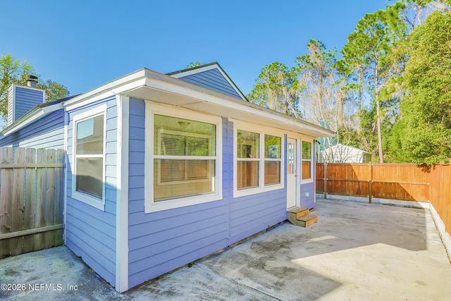 1323 BRANDYWINE Drive B, Orange Park, FL 32065