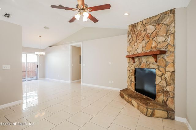 1323 BRANDYWINE Drive B, Orange Park, FL 32065