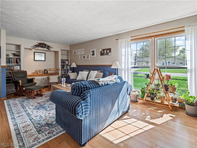 760 Trotter Lane, Berea, OH 44017