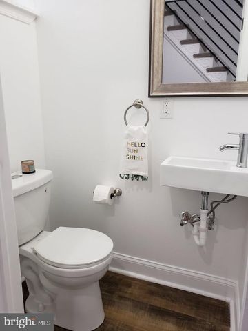 2108 E STELLA ST, Philadelphia, PA 19134