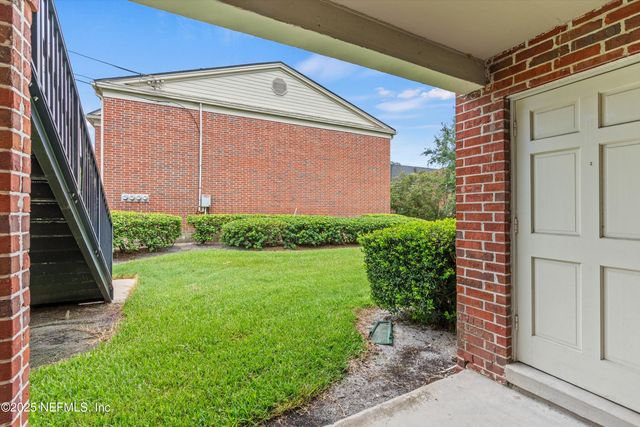 4915 BAYMEADOWS Road 8B, Jacksonville, FL 32217