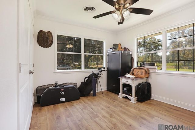 11465 Beco Rd, St Amant, LA 70774