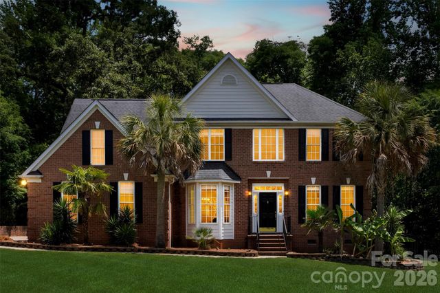 6520 Hollow Oak Drive, Mint Hill, NC 28227