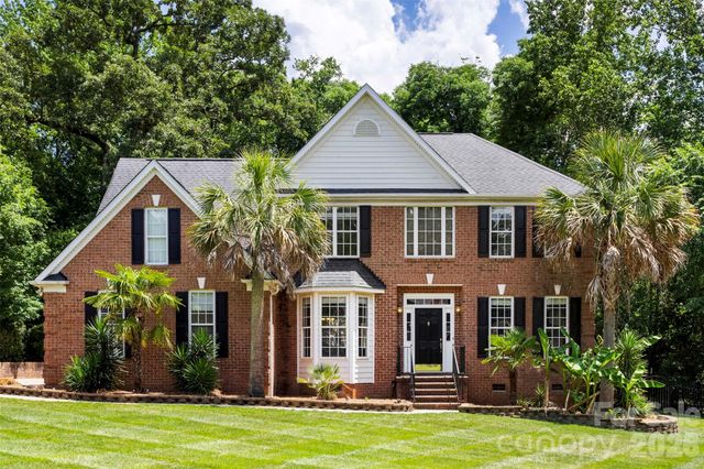 6520 Hollow Oak Drive, Mint Hill, NC 28227